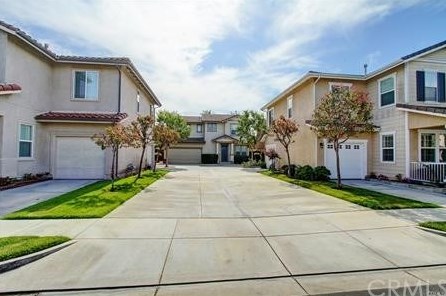 22912 Serra Dr, Long Beach, CA 90745-4957