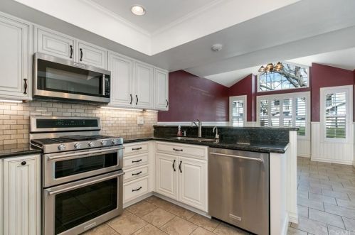 218 Glendora Ave, Covina CA 91724-2968 exterior