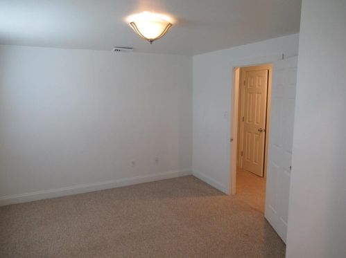 8922 Brookdale Rd, Breinigsville PA  18031-1248 exterior