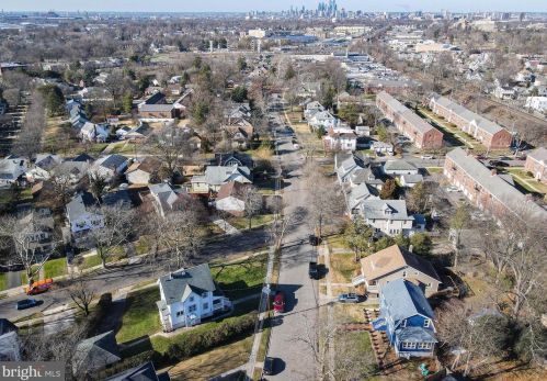 266 Park Ave, Camden NJ  08108-2921 exterior