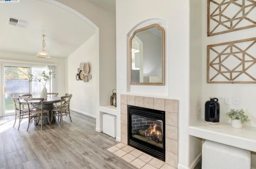 6425 Livorno Way, Elk Grove, CA 95757-3078