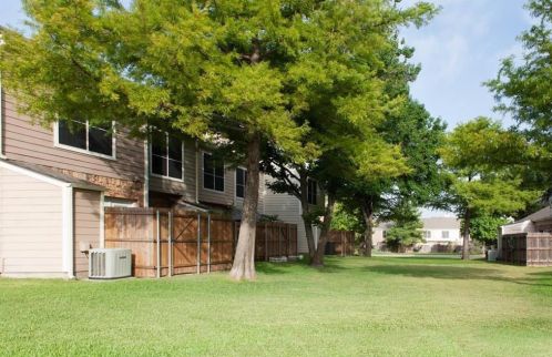 3801 14th St, Plano TX  75074-7109 exterior
