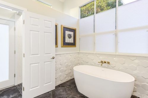 462 Mercedes Ln, Pismo Beach CA  93420-2658 exterior
