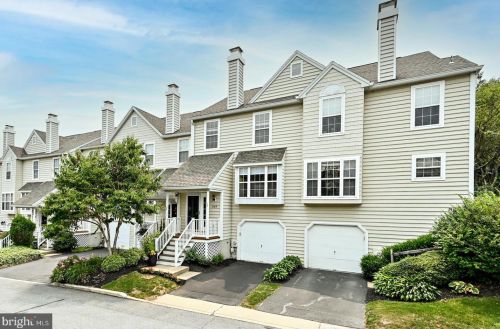 309 Harbour Ridge Ln, Downingtown, PA 19335-4531