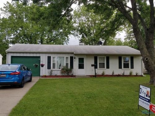 110 Clayton St, Walbridge, OH 43465-1471