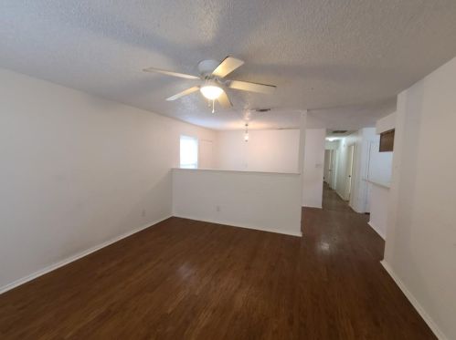 1064 Ramey Cir, Denton, TX 76205-7944