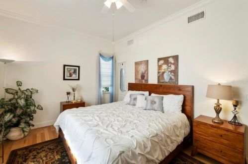 705 Shakett Creek Dr, Nokomis FL  34275-2252 exterior