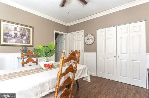 617 Derstine Ave, Lansdale PA 19446-3342 exterior