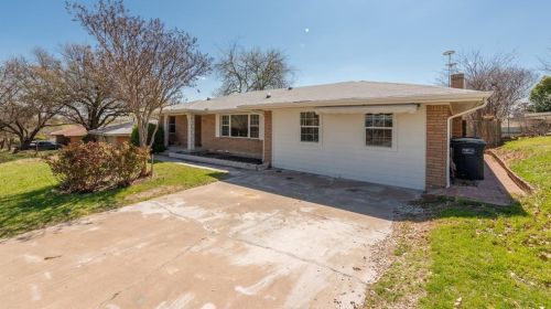 4809 Sewell Ave, Fort Worth TX  76114-1736 exterior