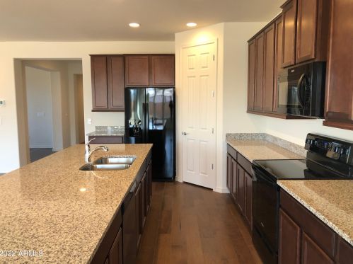 21642 260th Dr, Buckeye, AZ 85396-7230