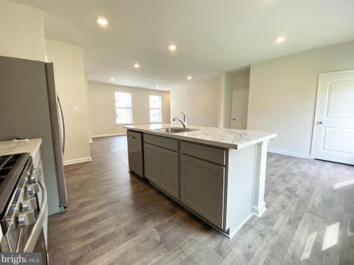 68 Pepperwood Dr, Camden-Wy DE  19934-5211 exterior