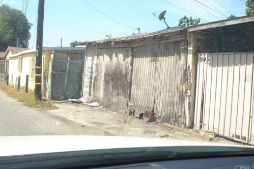 11322 Virginia Ave, Lynwood, CA 90262-3031