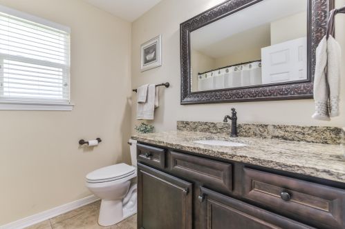 73 10th St, Shalimar FL  32579-1553 exterior