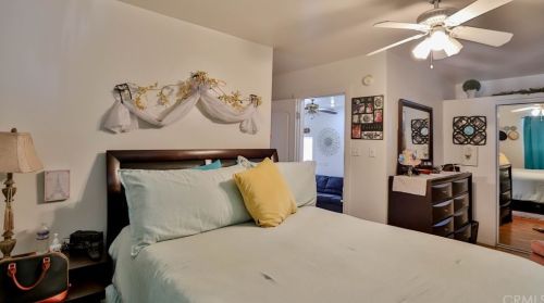 4561 Adenmoor Ave, Lakewood CA  90713-2515 exterior