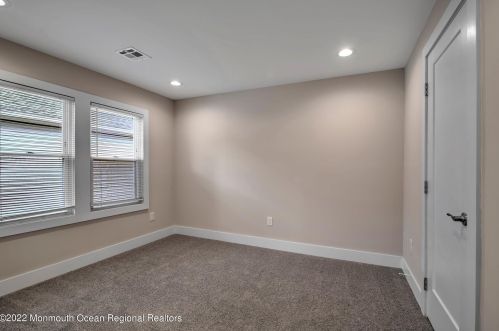 91 Bank St, Tinton Falls NJ  07701-1306 exterior