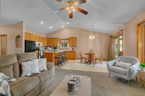 843 Aspen Cir, Saint Cloud MN  56387-2467 exterior