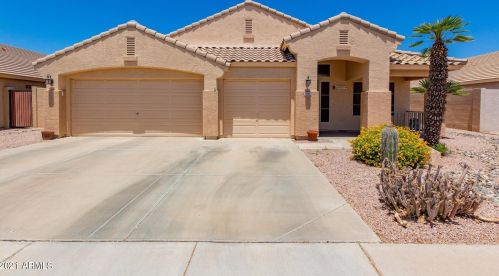1940 Ross Dr, Chandler, AZ 85225-9041