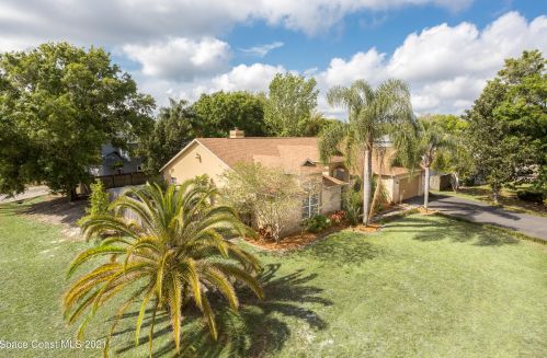 4910 Cathedral Way, Titusville, FL 32780-6712