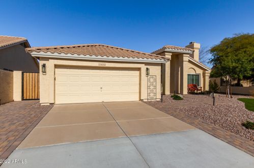 5892 Gail Dr, Chandler, AZ 85226-1233