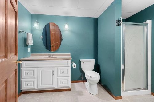 225 Traders Point Ln, Green Bay WI  54302-5236 exterior