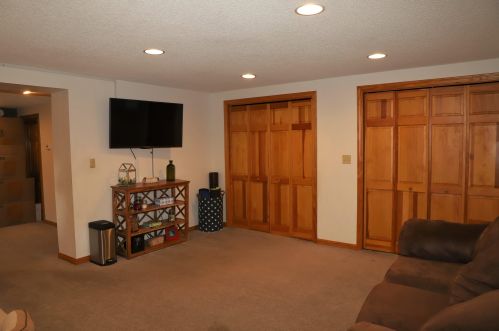 18 Morgan Ln, Keene NH  03431-5259 exterior