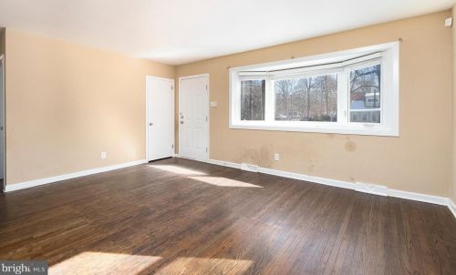 605 Washington Ave, West Deptford NJ  08096-3547 exterior