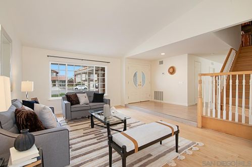 9858 Via Caceres, San Diego CA  92129-2717 exterior