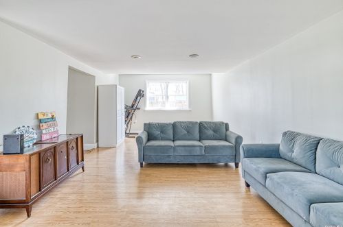 22 Rockaway Trl, Panamoka NY  11961-2262 exterior