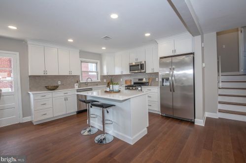 329 Hurst St, Norristown, PA 19405-1622