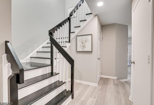 502 Park Pl, Springfield NJ  07081-3504 exterior