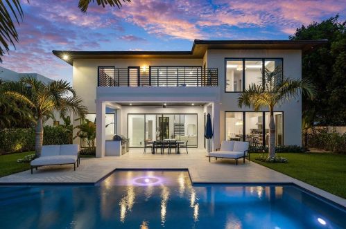 255 22nd St, Delray Beach FL  33444-4223 exterior
