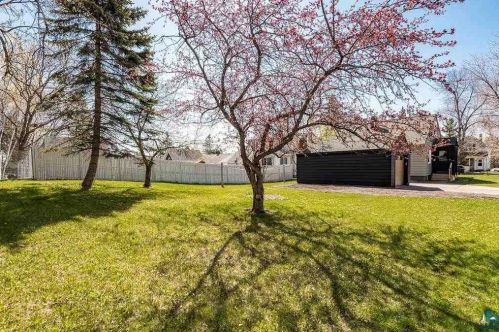4501 Dodge St, Duluth MN  55804-1514 exterior