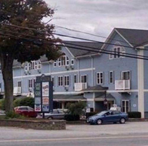 249 Main St, Rutland MA  01543-1380 exterior