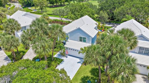 16 Hampton Ct, West Palm Beach, FL 33418-7104