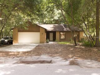 2836 Croton Rd, Apopka, FL 32703-6614