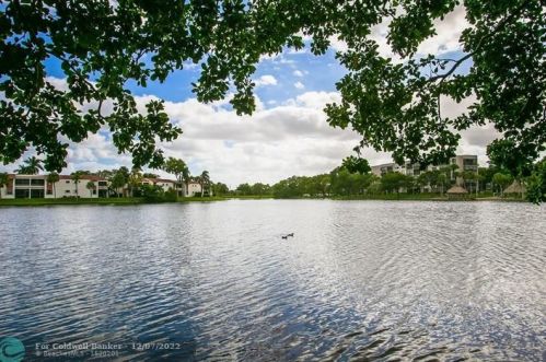 11230 14th Ct, Hollywood FL  33026-2609 exterior