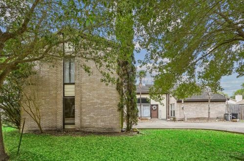 1310 Plantation Dr, Richmond, TX 77406-6539