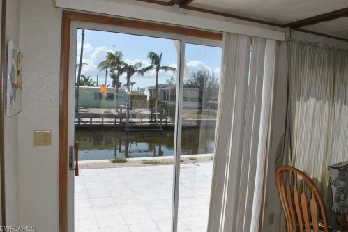 4823 Flamingo Dr, Saint James City FL  33956-2818 exterior