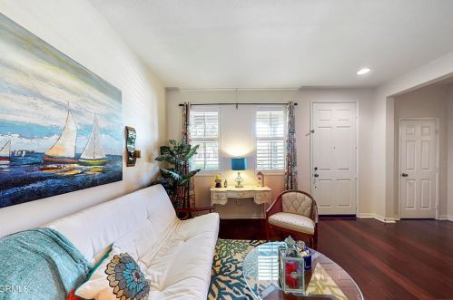 3244 Ventura Rd, Oxnard CA  93036-5459 exterior