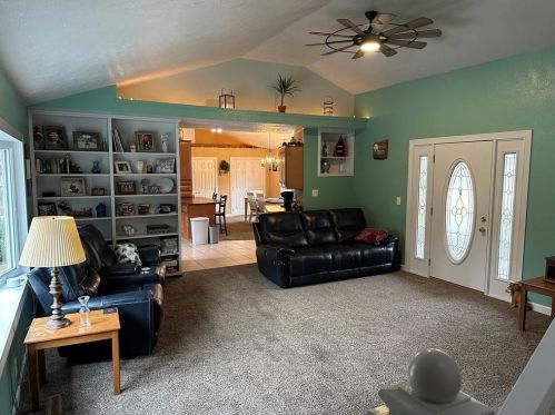 182 Conneaut Lake Rd, Greenville PA  16125-9430 exterior