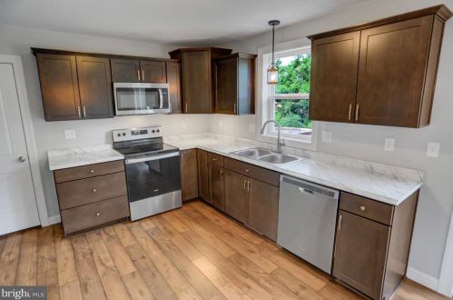 2162 Lindsay Lot Rd, Lees Cross Roads PA  17257-8539 exterior