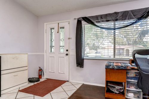 1144 Westwood Dr, Lutz FL  33549-4129 exterior