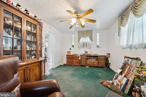 15 54th St, Washington DC 20019-6590 exterior