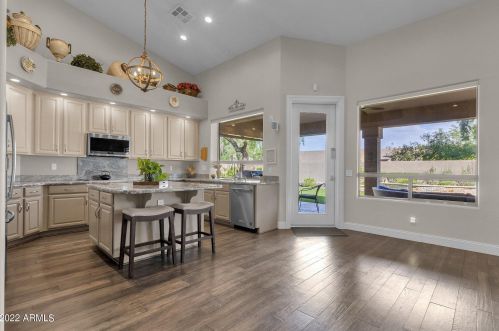 6435 Everett Dr, Scottsdale AZ  85254-2626 exterior