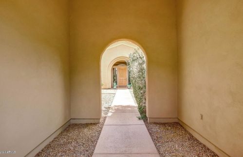 11267 Paradise Ln, Scottsdale, AZ 85255-8918