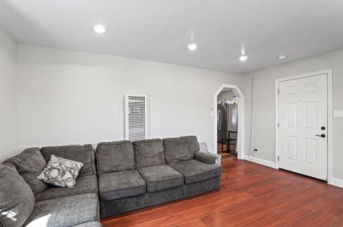 2667 Santa Fe St, Riverbank CA  95367-2226 exterior