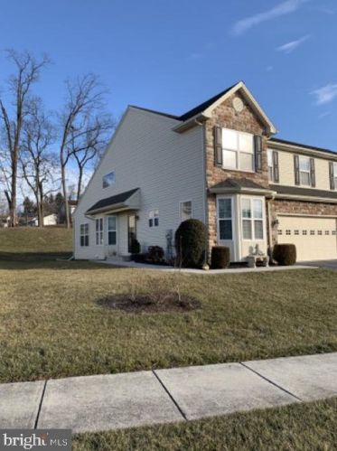 5962 Pinedale Ct, Harrisburg, PA 17111-3514