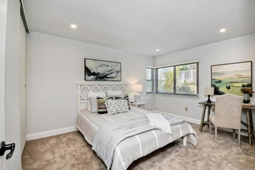 1763 Gascony Rd, Encinitas CA  92024-1226 exterior
