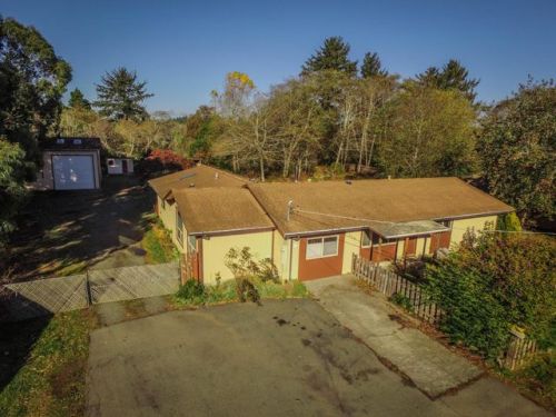 729 Hiller Rd, Mckinleyville, CA 95519-3339