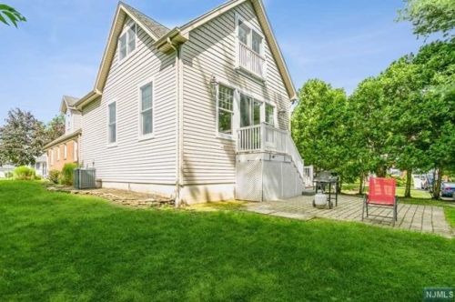 35 Boulevard, Westwood NJ  07675-2042 exterior